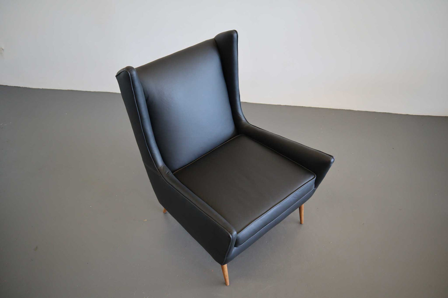 Mid Century Selig Lounge Chair in Leather