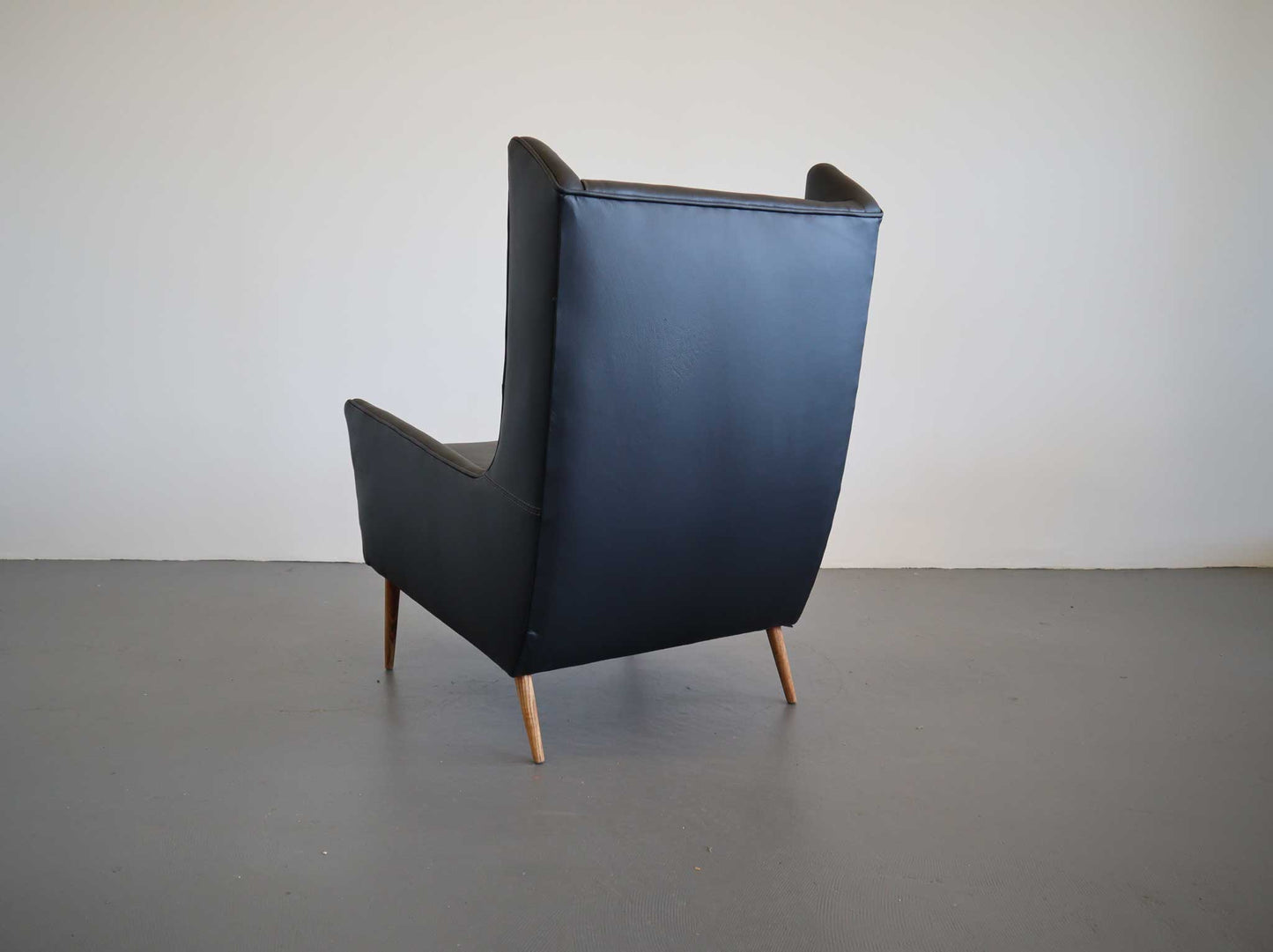 Mid Century Selig Lounge Chair in Leather